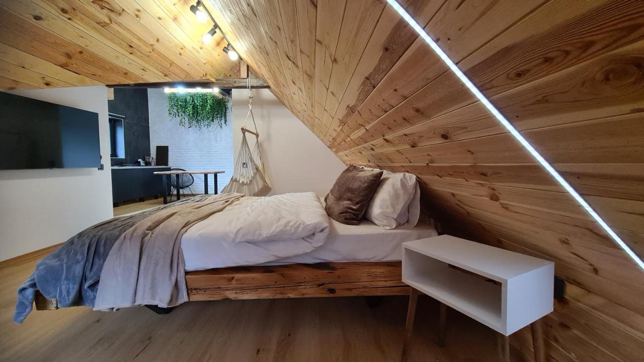 Casa Chiper - Attic Apartment With View Брашов Екстериор снимка